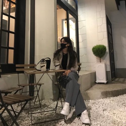 알렉산더 맥퀸 오버사이즈드 스니커즈 화이트 블랙 553770WHGP79061 photo review