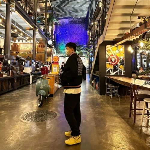 나이키 x 트래비스 스캇 에어맥스 1 photo review
