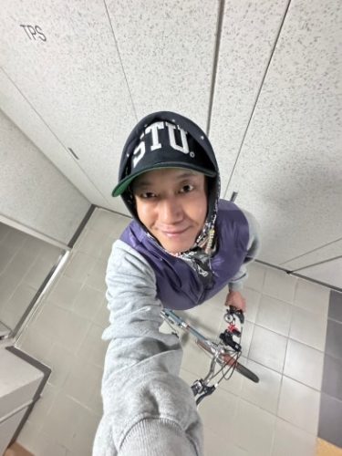 나이키 V2K 런 퓨어 플래티넘 울프 그레이 photo review