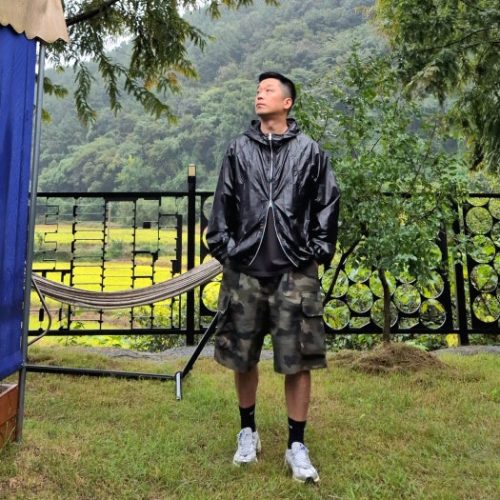 나이키 V2K 런 서밋 화이트 메탈릭 실버 photo review