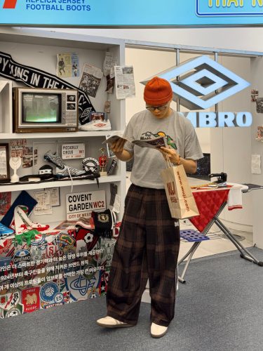 웨일스 보너 X 아디다스 오리지널스 삼바 photo review