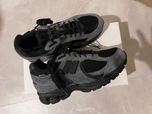 뉴발란스 2002R 스니커즈 캐주얼화 photo review