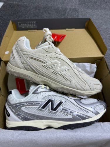 【인기 신상】뉴발란스 204L 스웨이드 머쉬룸 애리드 스톤 photo review