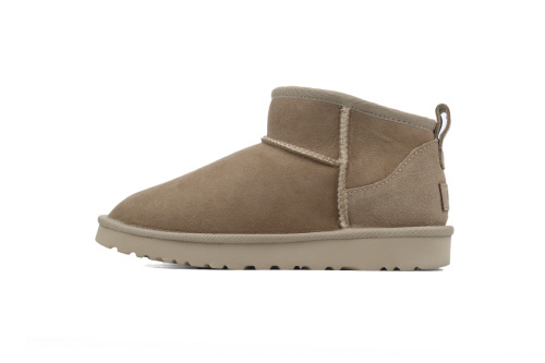 UGG 클로즈드 토 앵클 부츠 (1116109, UGG 클래식 울트라 미니, 브라운 색상)