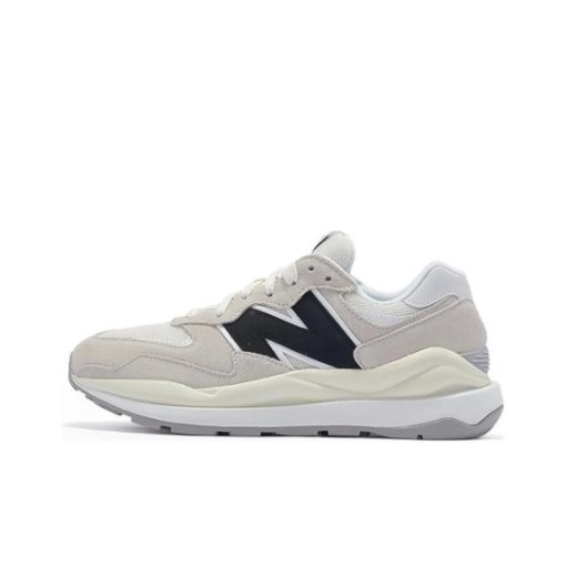 뉴발란스 5740 베이지 스니커즈 운동화 런닝화 M5740CBC