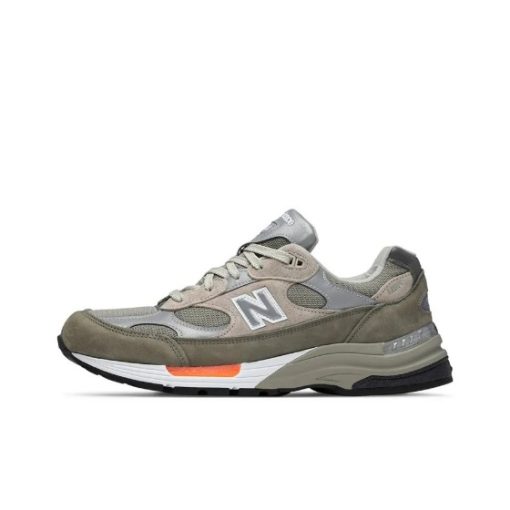 뉴발란스 x 더블탭스 992 메이드 인 USA 올리브 M992WT
