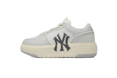 MLB NY 3ASXCLB3N-50CRS (베이직) MLB 청키 라이너 베이직 뉴욕 양키스 스니커즈